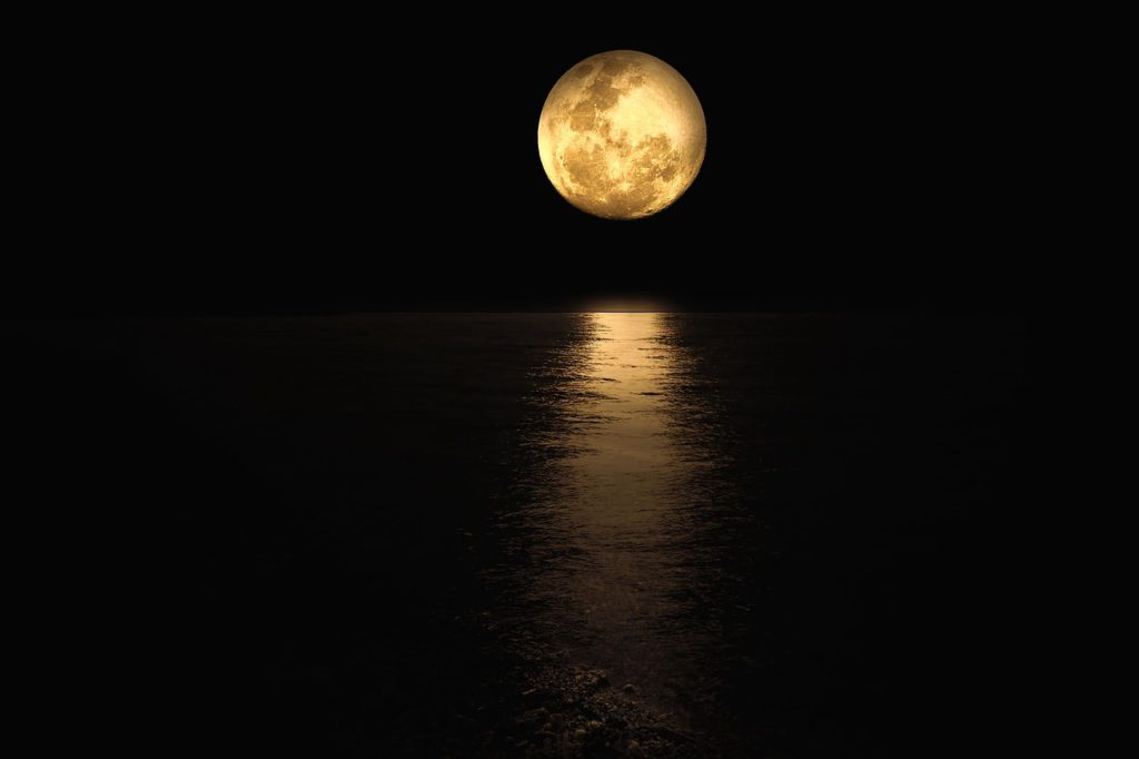 full moon, fantasy, water-4781350.jpg