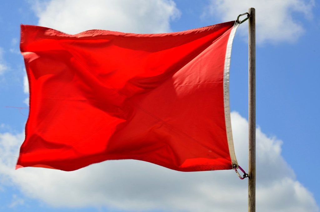 red flag, warning, beach-3132583.jpg